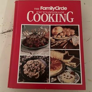 The Family Circle Encyclopedia of Cooking cookbook Over 600 recipesVinta…